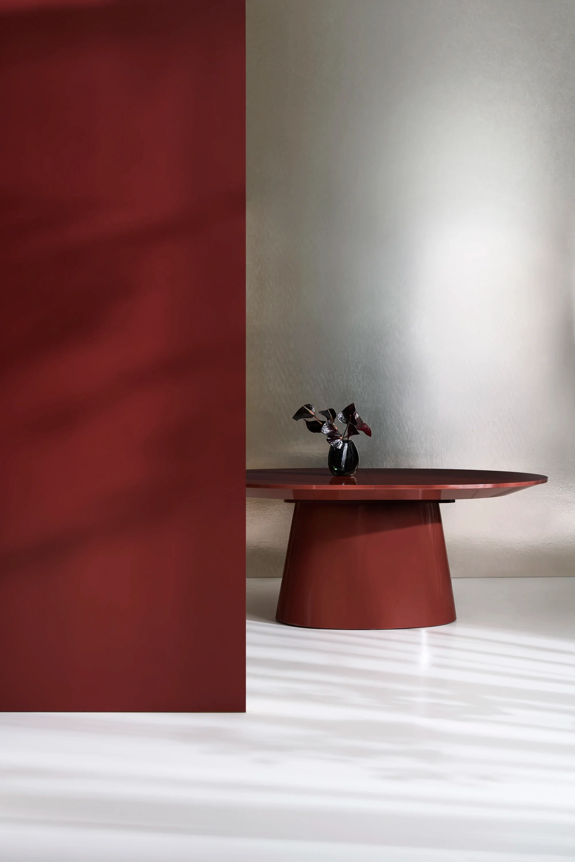 Paragon Dining Table - Rouge - Image 3