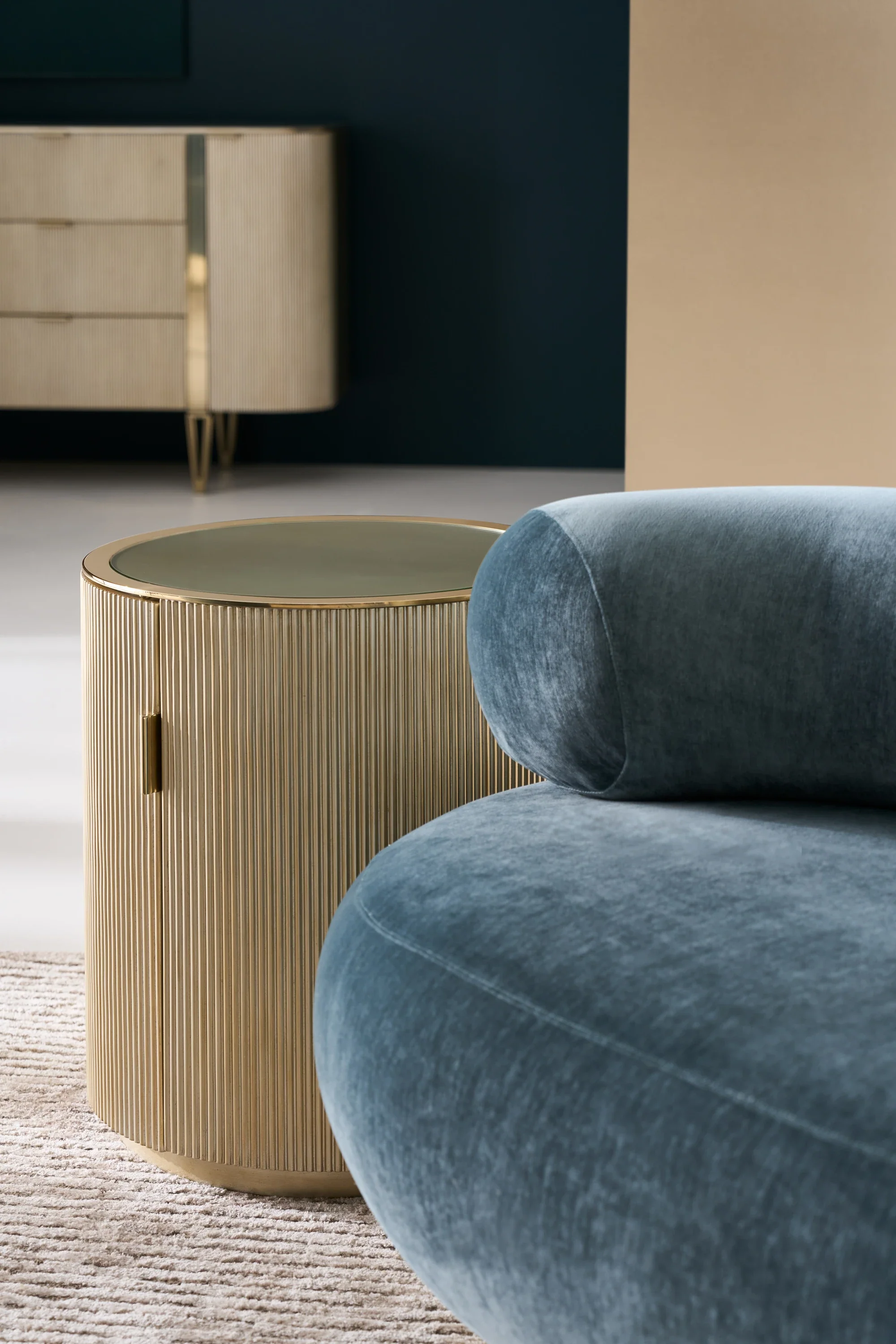 Love Round End Table - Oracle - Image 2