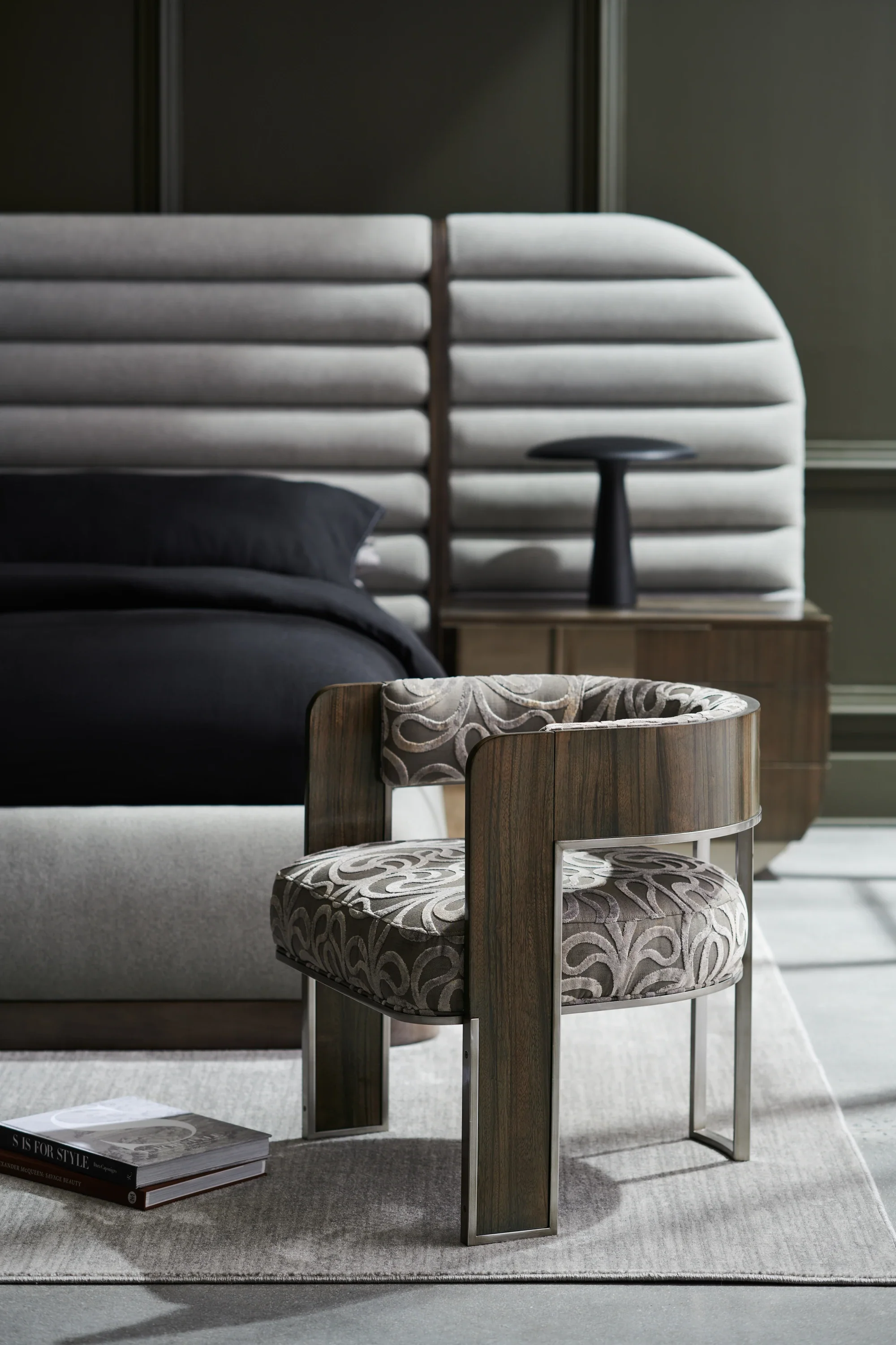 Streamliner Chair - Image 2