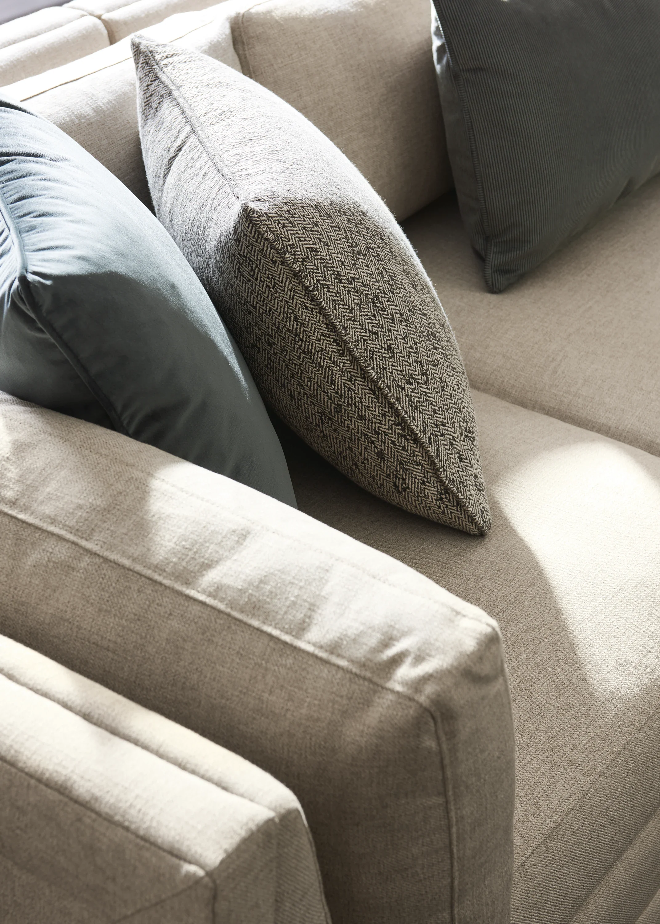 Fusion Armless Chair - Image 3