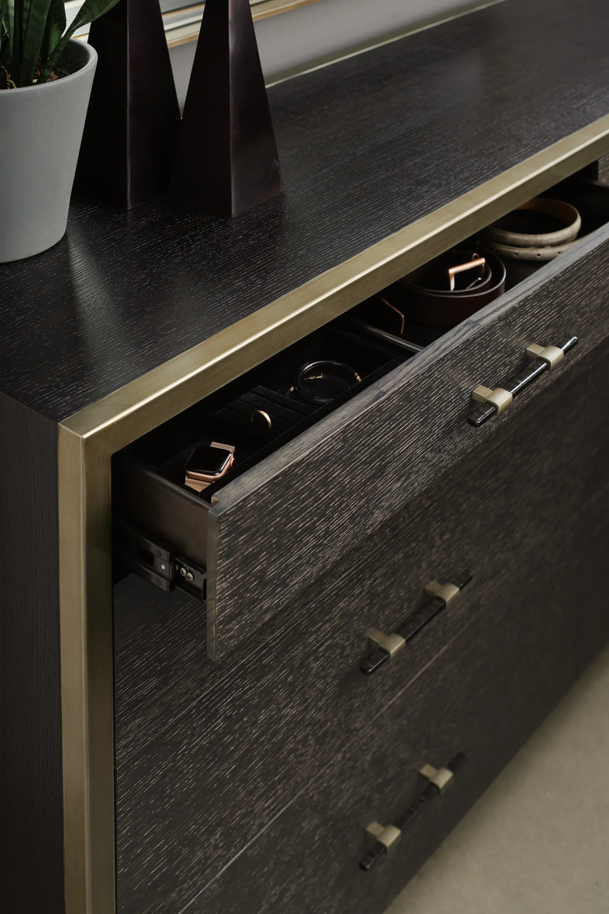 Remix Double Dresser - Image 2