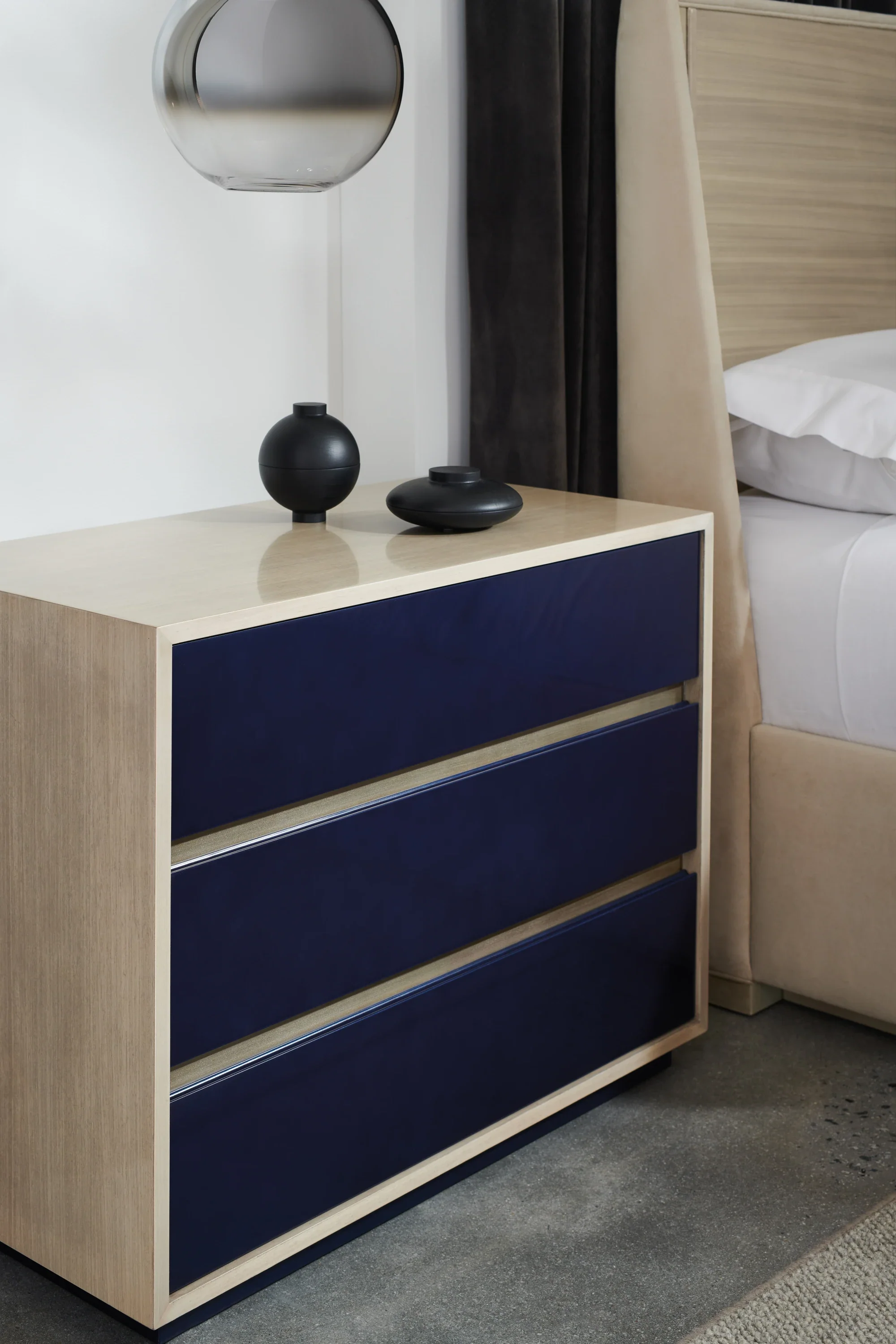 Da Vita Large Nightstand - Image 2