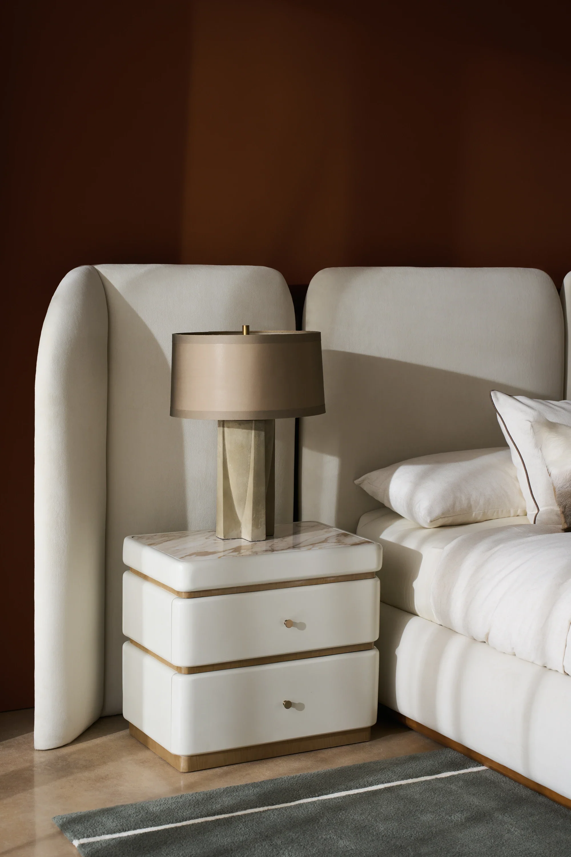 Malta Uph Qn Bed Fb - Image 2