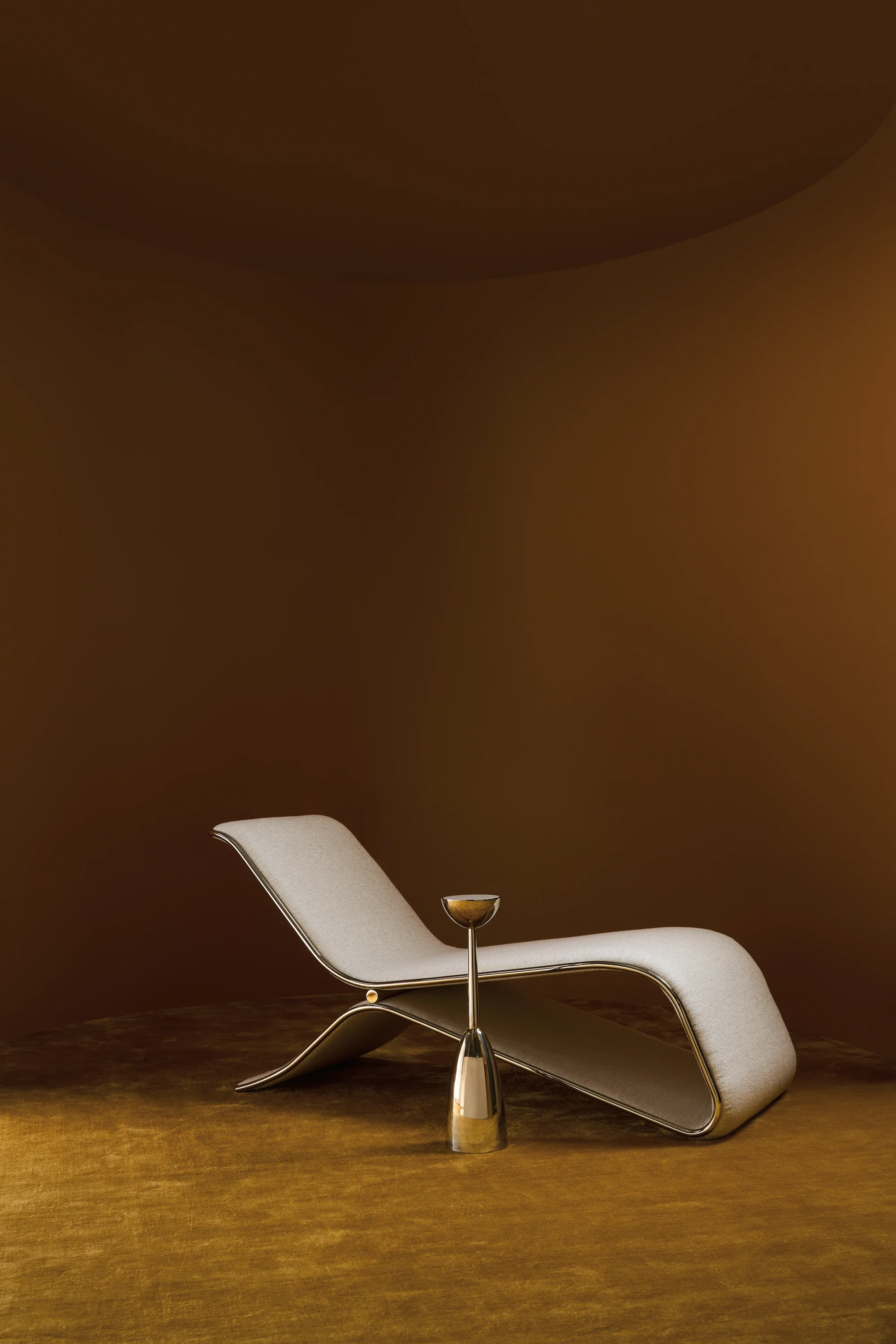 Parallax Chaise - Image 2